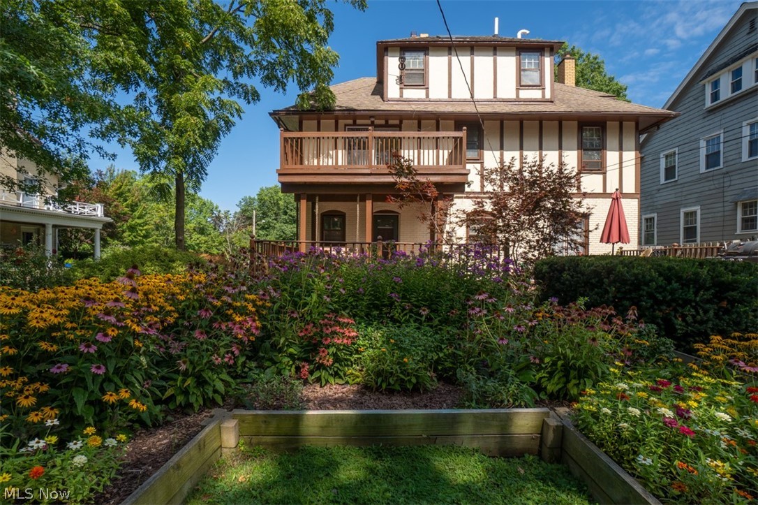 2504 Euclid Heights Boulevard Cleveland Heights OH 44106