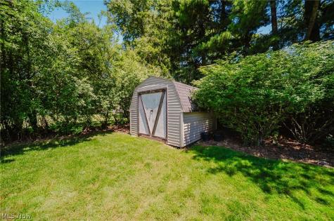 930 Essex Lane Medina OH 44256