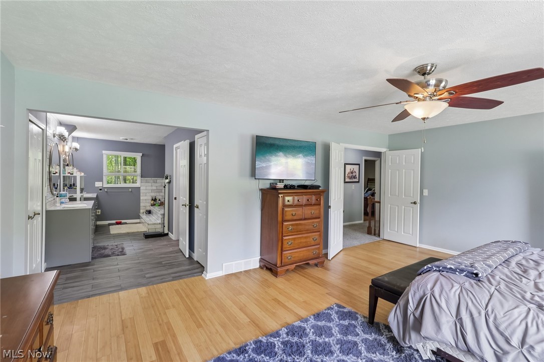 25895 Woodpath Trail Westlake OH 44145
