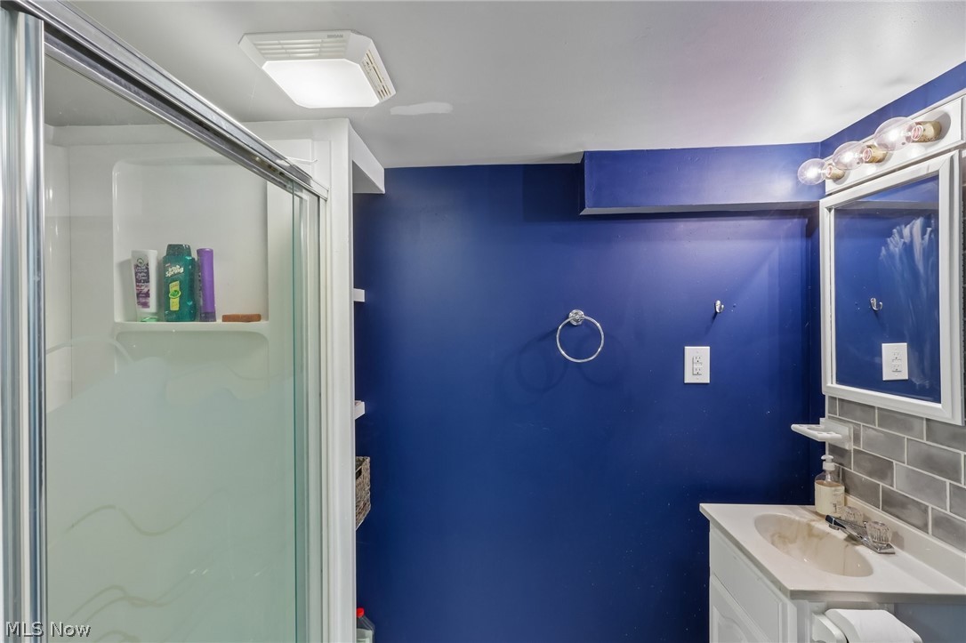 25895 Woodpath Trail Westlake OH 44145