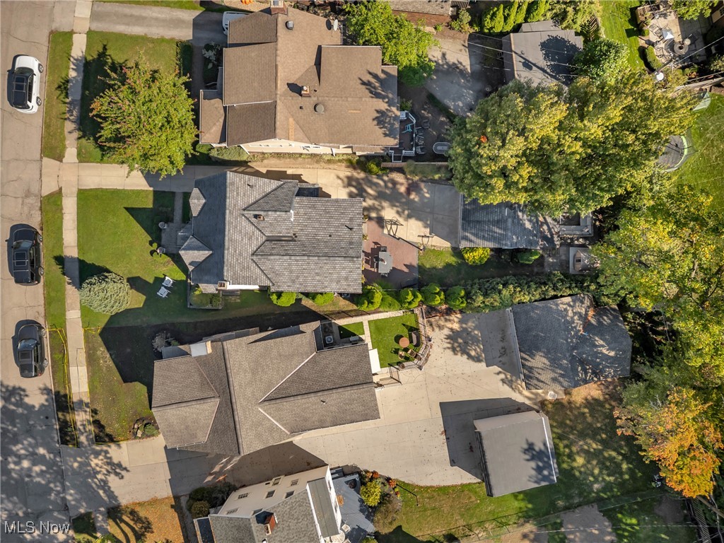 19665 Roslyn Drive Rocky River OH 44116