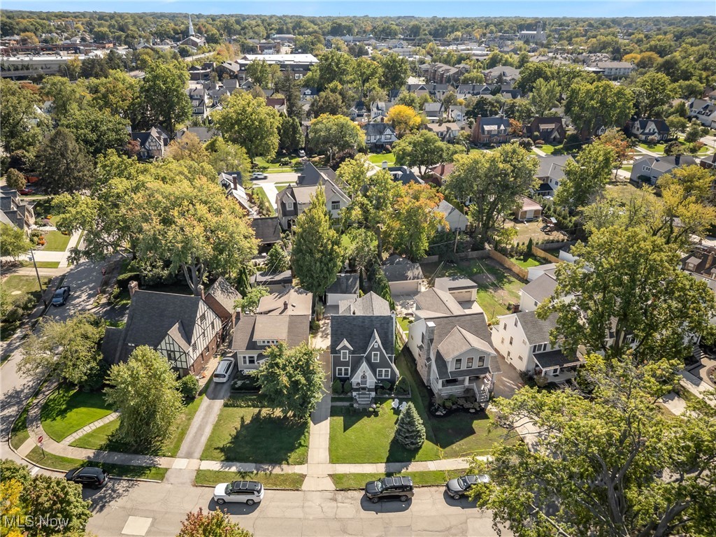 19665 Roslyn Drive Rocky River OH 44116