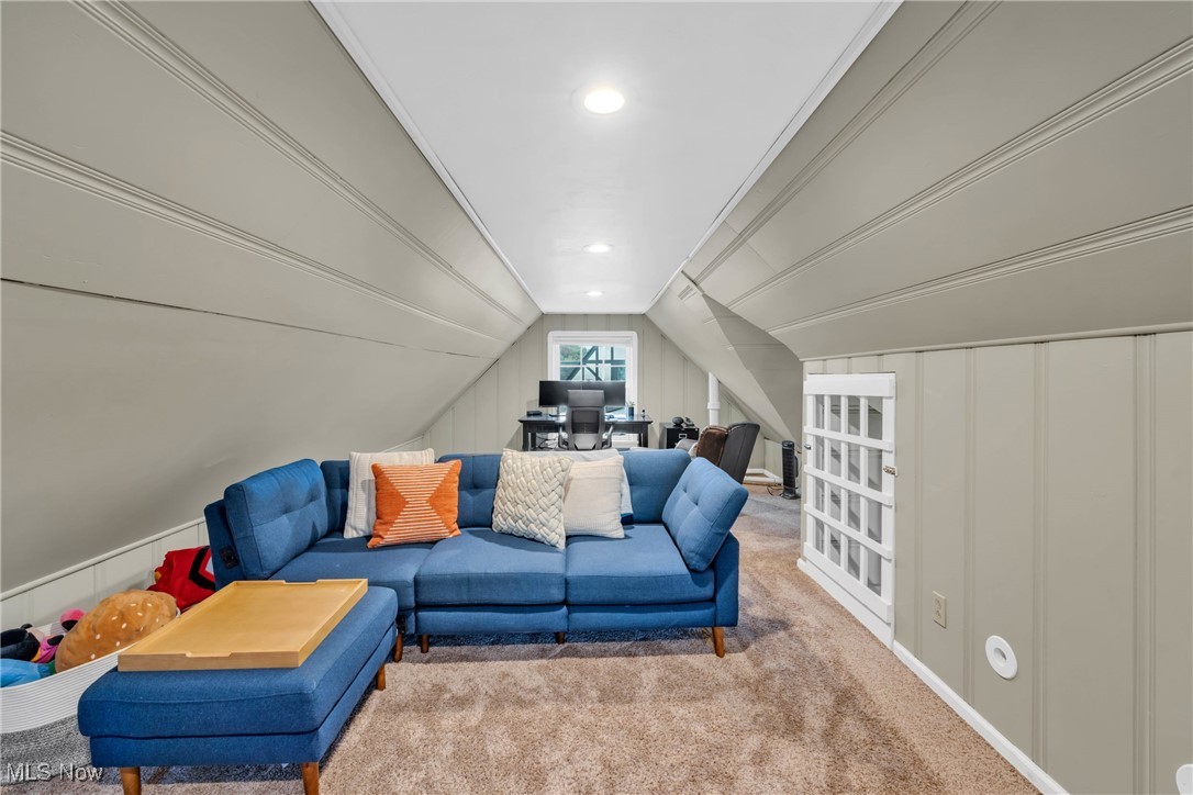 19665 Roslyn Drive Rocky River OH 44116