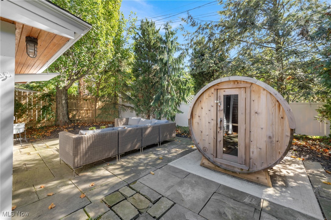 19665 Roslyn Drive Rocky River OH 44116