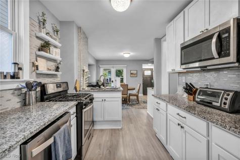 3302 Tullamore Road Cleveland Heights OH 44118