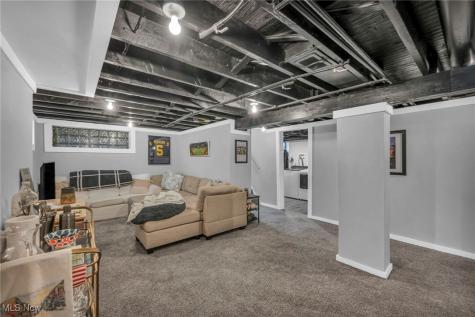 3302 Tullamore Road Cleveland Heights OH 44118