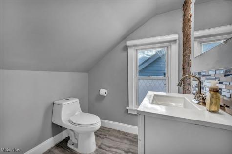 3302 Tullamore Road Cleveland Heights OH 44118