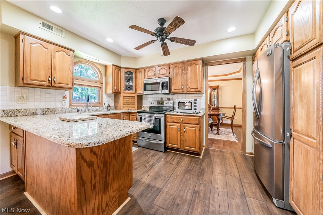 6276 Coldstream Highland Heights OH 44143
