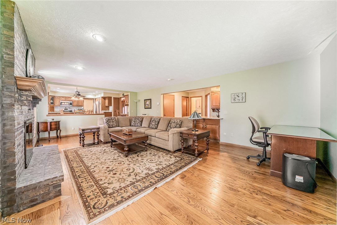 6276 Coldstream Highland Heights OH 44143