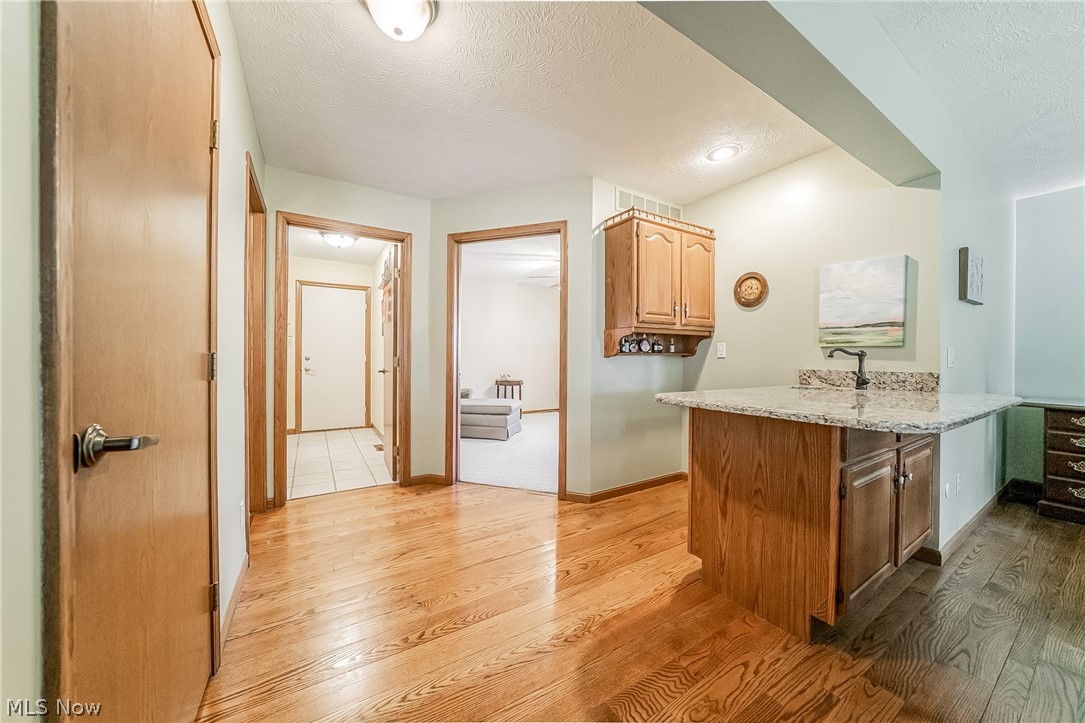 6276 Coldstream Highland Heights OH 44143