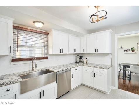 3645 Meadowbrook Boulevard University Heights OH 44118