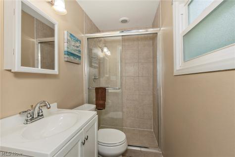 1924 Westwood Drive Twinsburg OH 44087