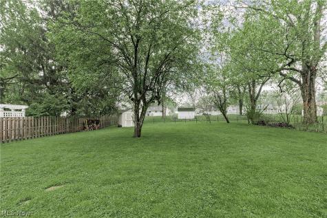 1924 Westwood Drive Twinsburg OH 44087