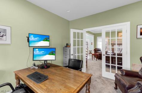 15 Ontario Trail Malvern OH 44644