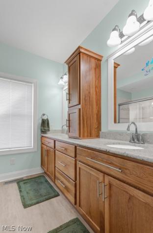 15 Ontario Trail Malvern OH 44644