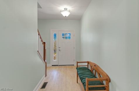 15 Ontario Trail Malvern OH 44644