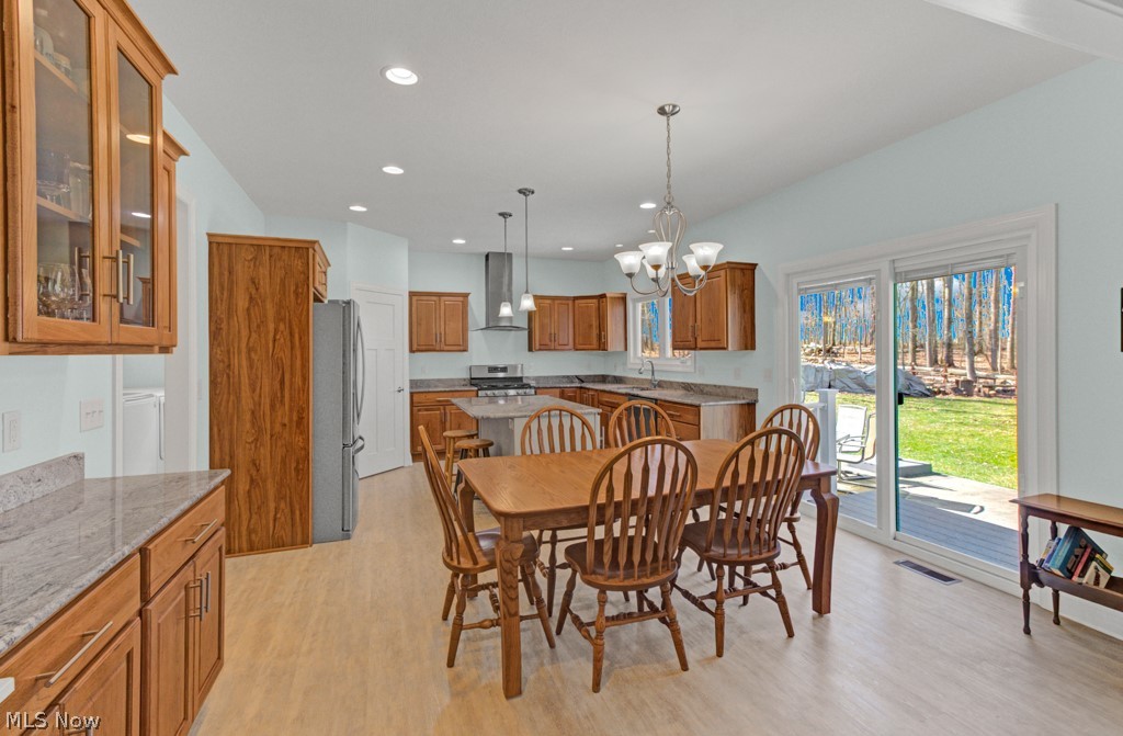 15 Ontario Trail Malvern OH 44644