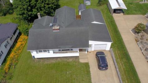58 Spring Drive Millersburg OH 44654