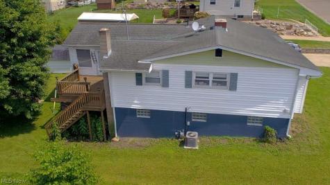 58 Spring Drive Millersburg OH 44654