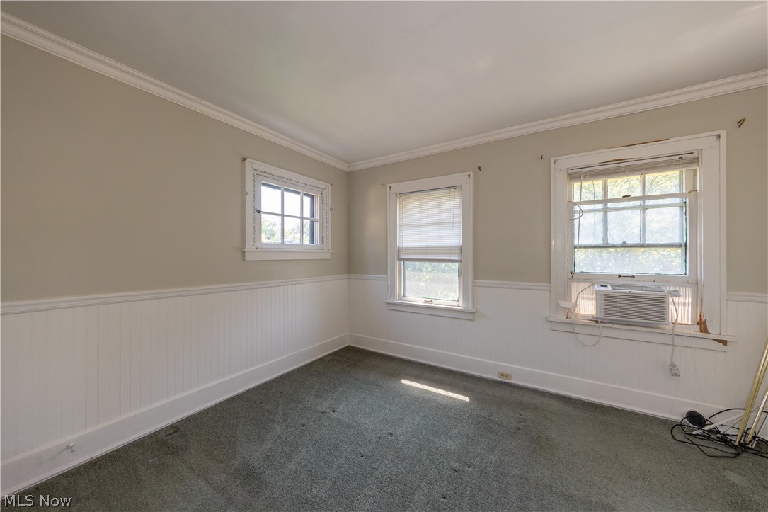 2955 Essex Road Cleveland Heights OH 44118
