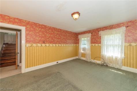 2955 Essex Road Cleveland Heights OH 44118