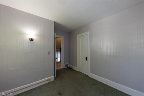 2955 Essex Road Cleveland Heights OH 44118