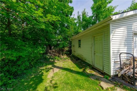 2955 Essex Road Cleveland Heights OH 44118