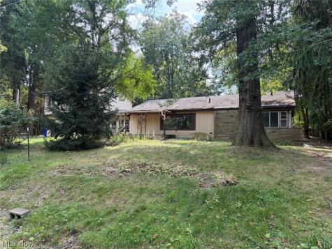 1700 Holly Drive Kent OH 44240