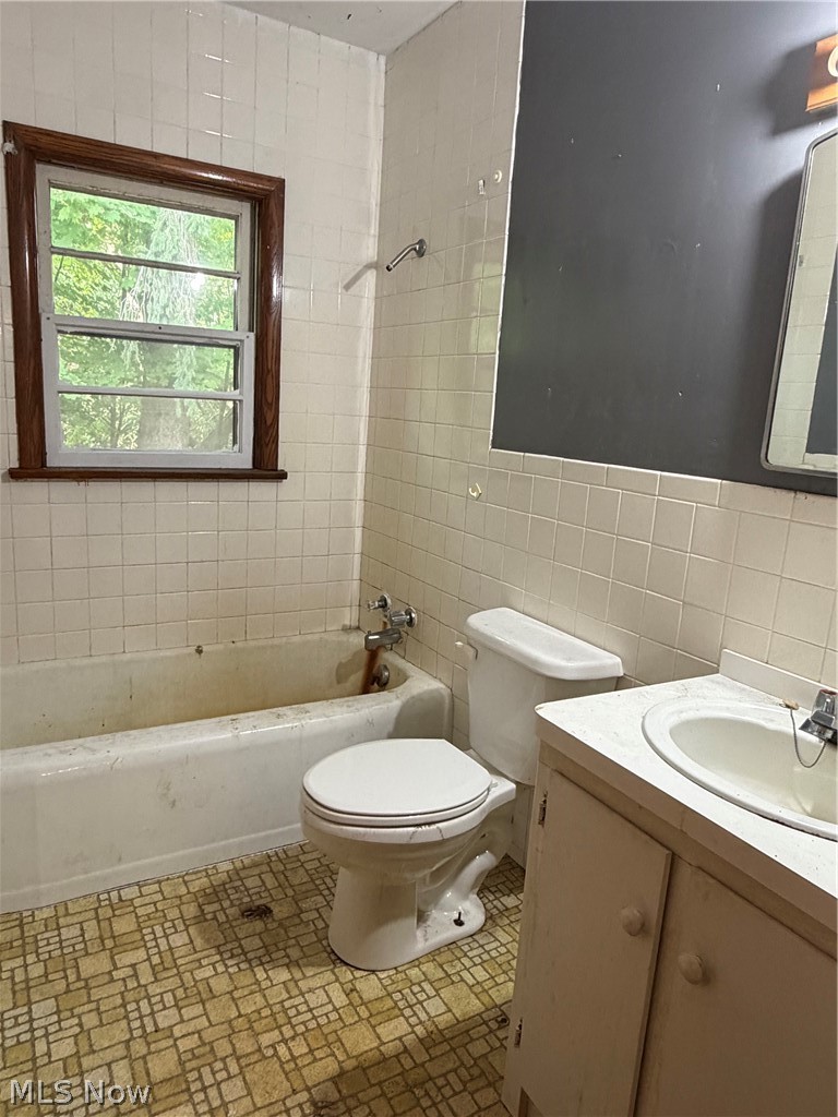 1700 Holly Drive Kent OH 44240