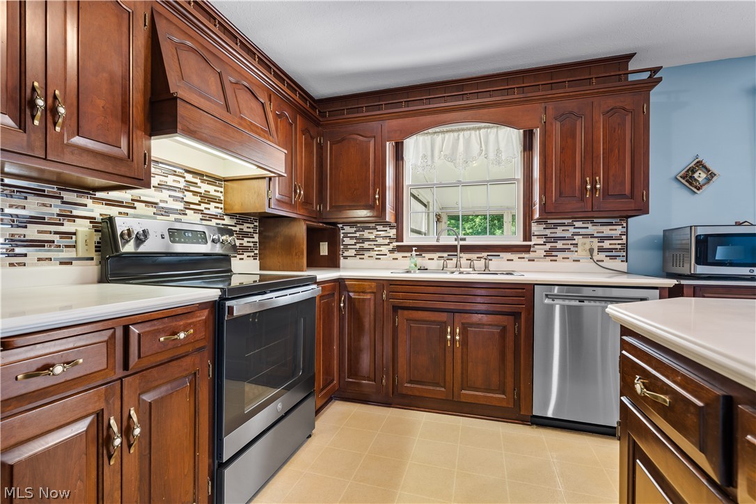 2668 Serra Vista Drive Stow OH 44224