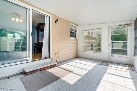 2668 Serra Vista Drive Stow OH 44224