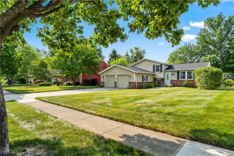 2668 Serra Vista Drive Stow OH 44224
