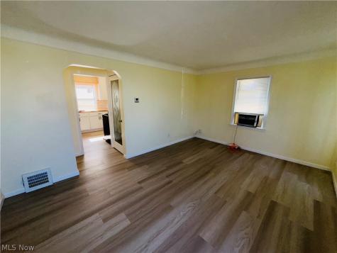 14516 Tabor Avenue Maple Heights OH 44137