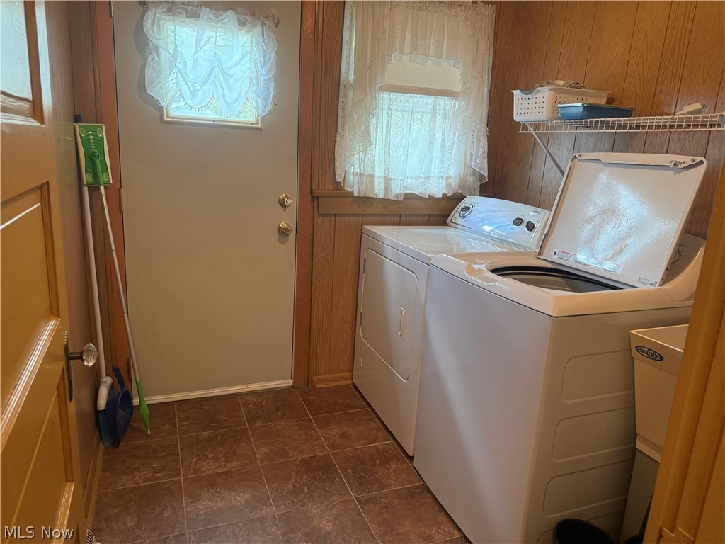 460 Whipple Avenue Campbell OH 44405