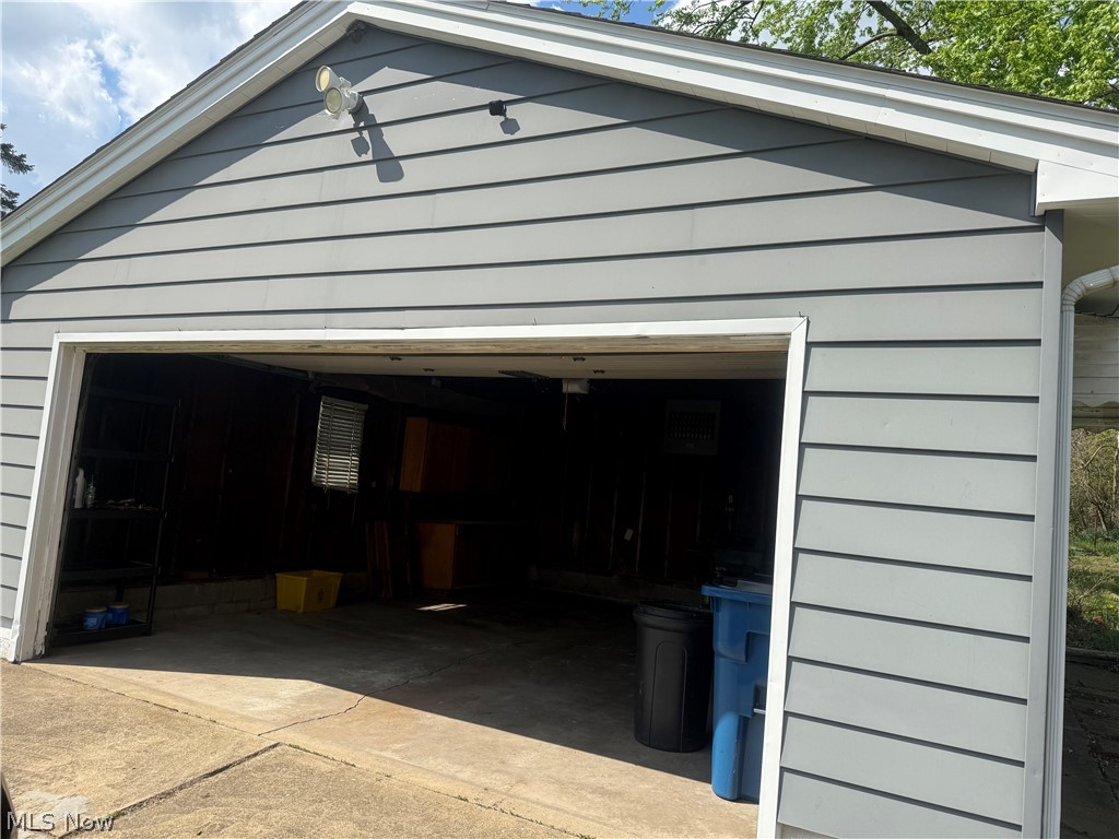 460 Whipple Avenue Campbell OH 44405