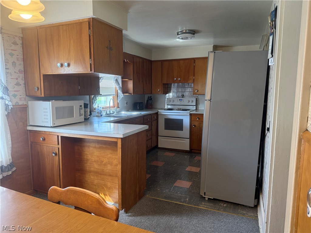 460 Whipple Avenue Campbell OH 44405