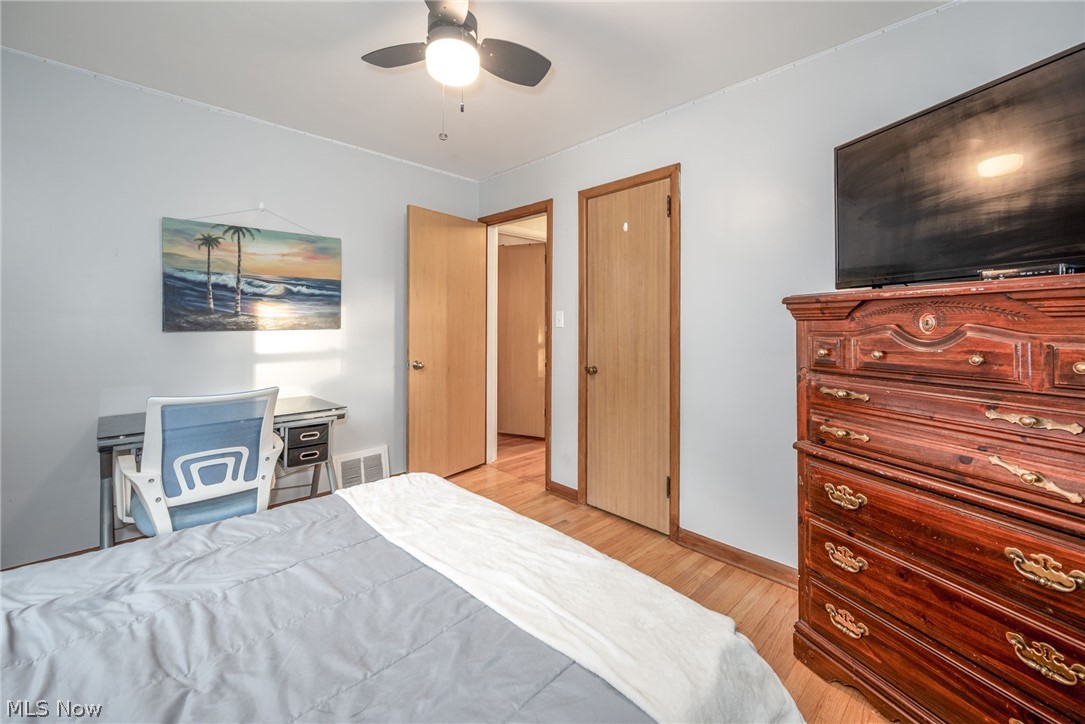 1484 Elm Grove Avenue Akron OH 44312