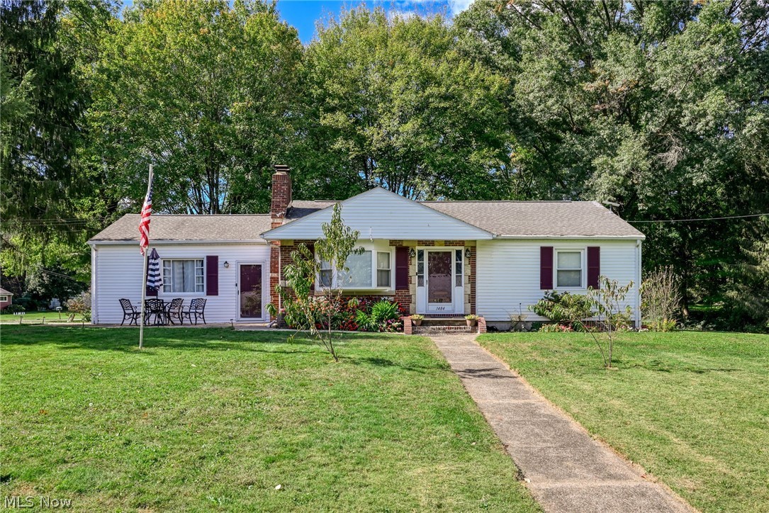 1484 Elm Grove Avenue Akron OH 44312