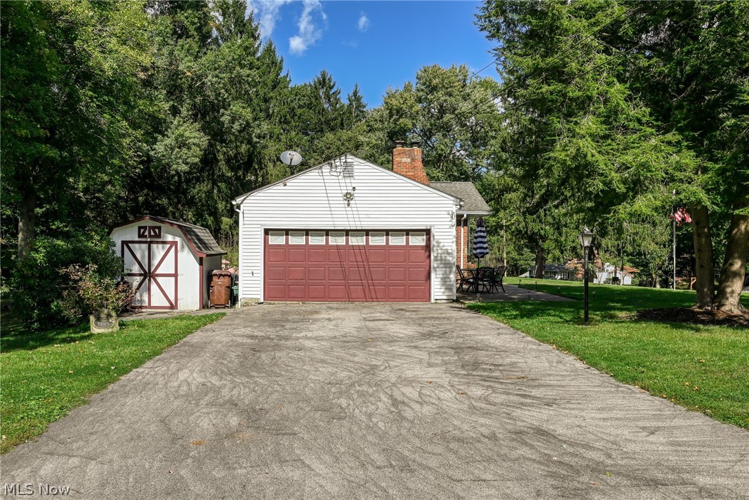 1484 Elm Grove Avenue Akron OH 44312