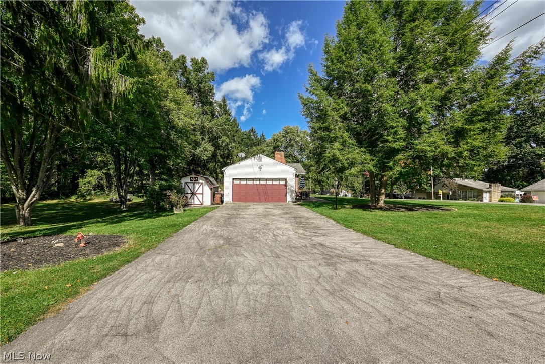 1484 Elm Grove Avenue Akron OH 44312