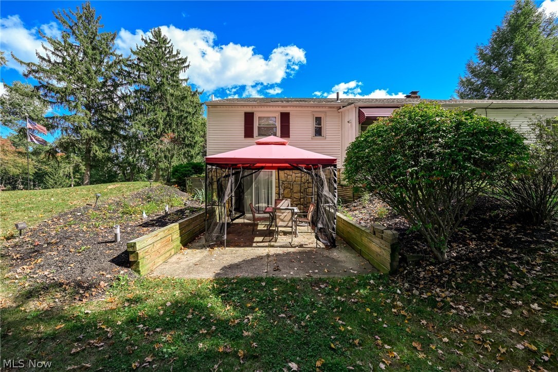 1484 Elm Grove Avenue Akron OH 44312