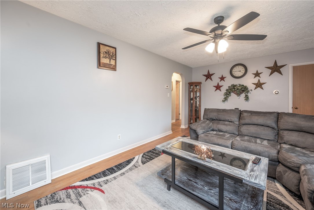 1484 Elm Grove Avenue Akron OH 44312