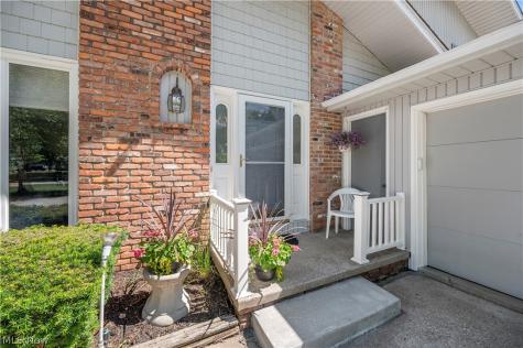 201 Melbourne Drive Brunswick OH 44212