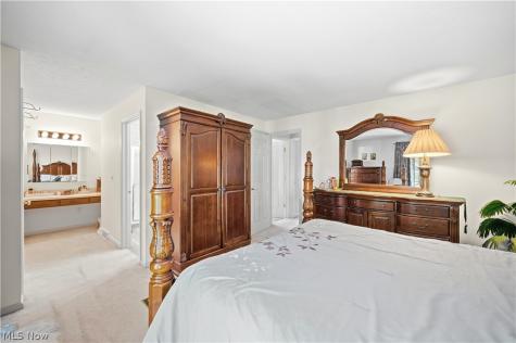 201 Melbourne Drive Brunswick OH 44212
