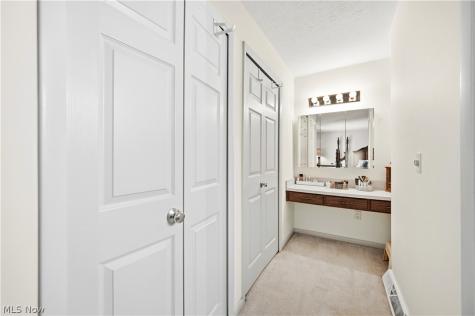 201 Melbourne Drive Brunswick OH 44212