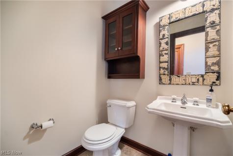 2500 Augusta Drive SE Massillon OH 44646