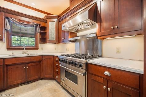 2500 Augusta Drive SE Massillon OH 44646