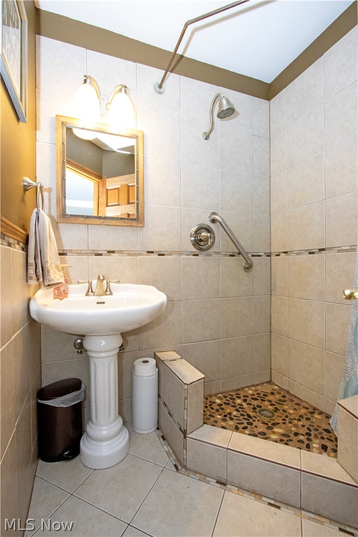 4035 Brookside Court Norton OH 44203
