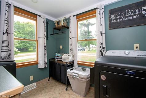 4035 Brookside Court Norton OH 44203