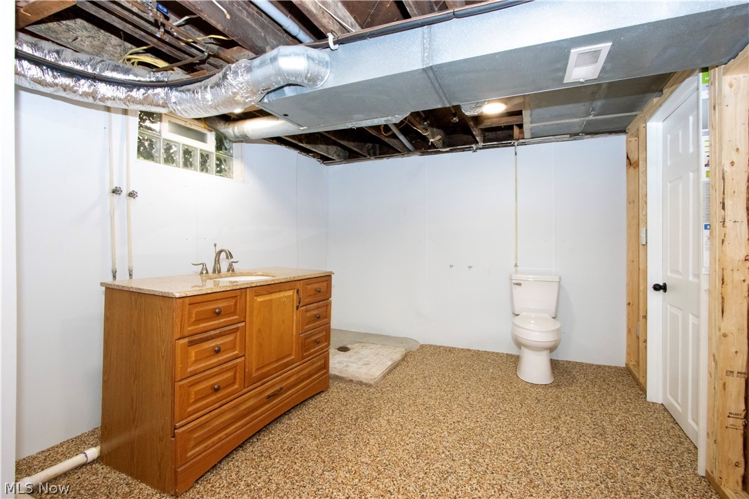 4035 Brookside Court Norton OH 44203